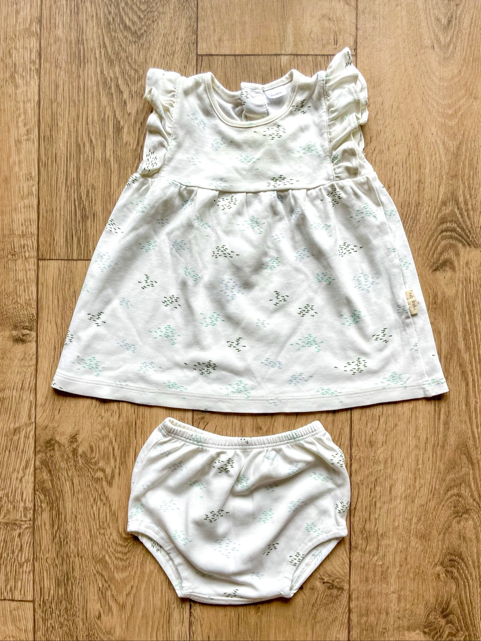 Ensemble robe été et culotte/bloomer Petit Oh! Taille 3-6 mois 